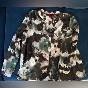 Jennifer Lopez floral long sleeve blouse. Size XL.